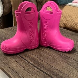 CROCS Hot Pink Kids' size 8 Pull-On Rain Boots